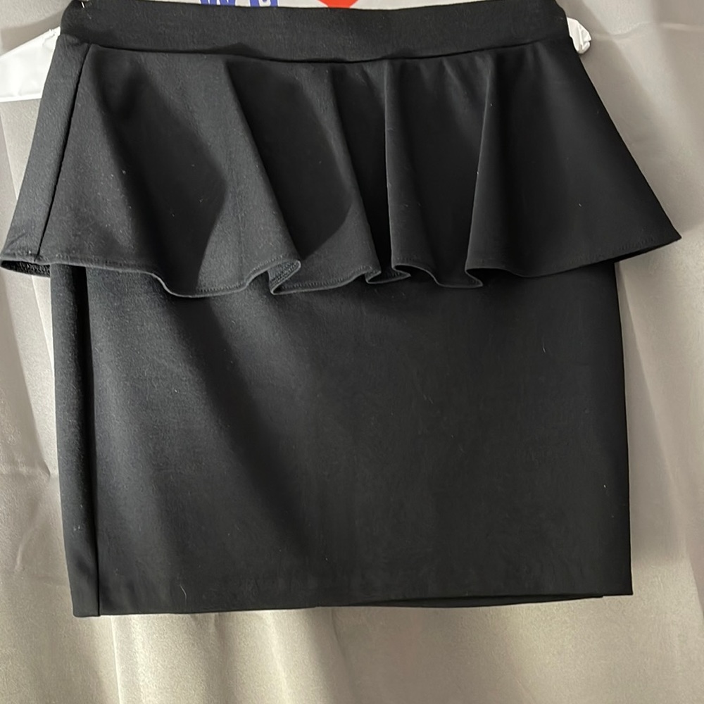 Aqua Black Mini Skirt - Size M
